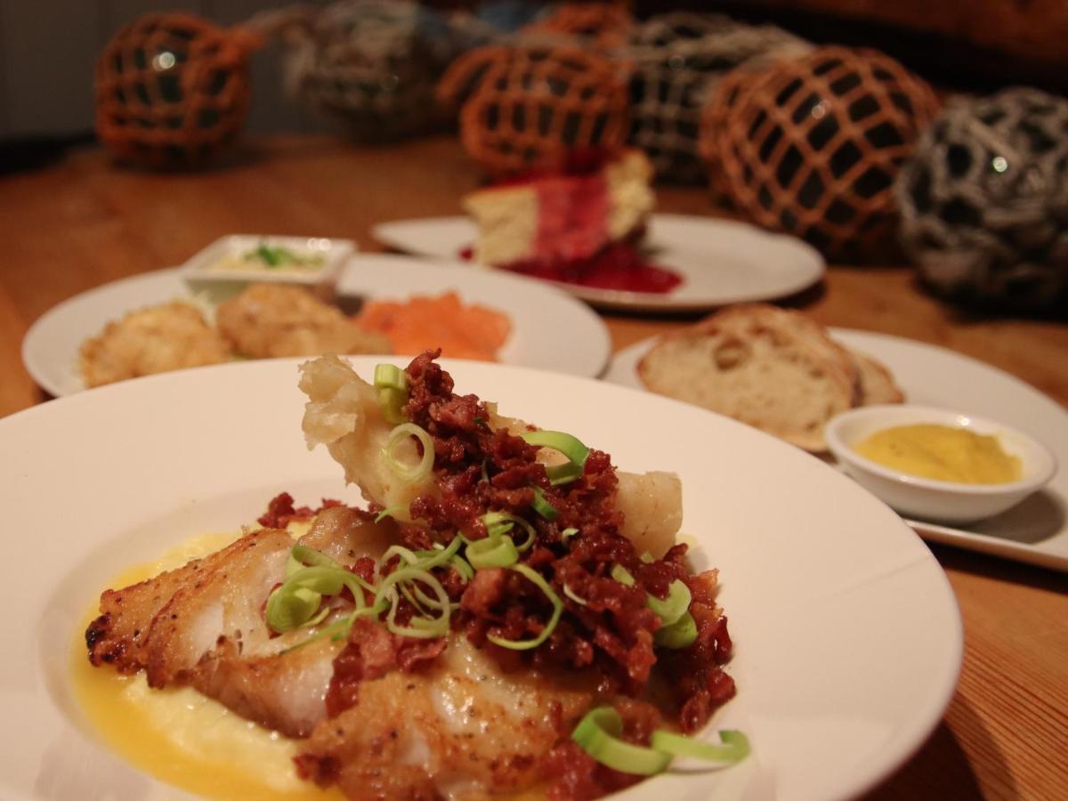 Heimbrygga Restaurant & Gasthof Skrova